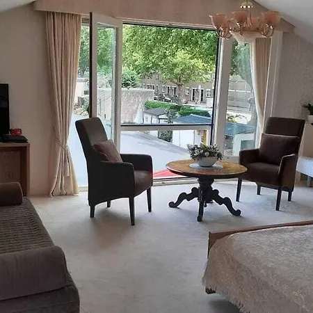 Bed & Breakfast Elselina Schiedam