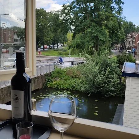 לינה וארוחת בוקר Elselina