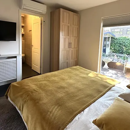 Bed and breakfast Elselina 4*