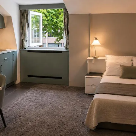Bed & Breakfast Elselina 4*