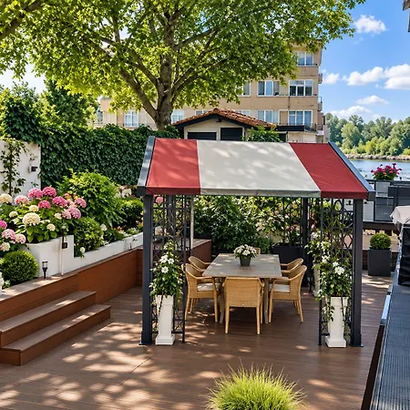 Elselina 4* Schiedam