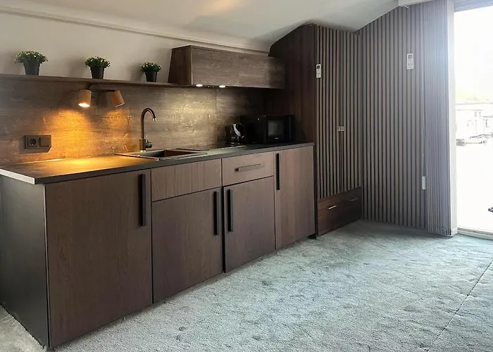 Bed & Breakfast Elselina 4*