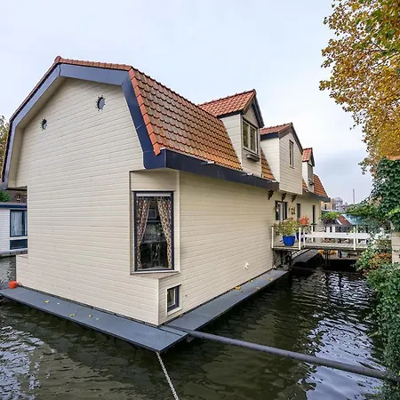 Bed and Breakfast Elselina Schiedam