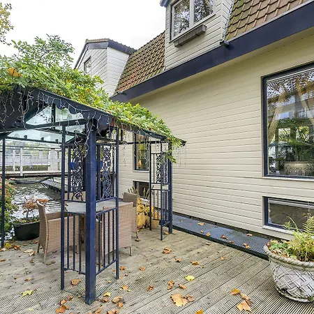 Elselina Bed and Breakfast Schiedam