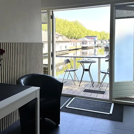 Elselina Bed & Breakfast Schiedam