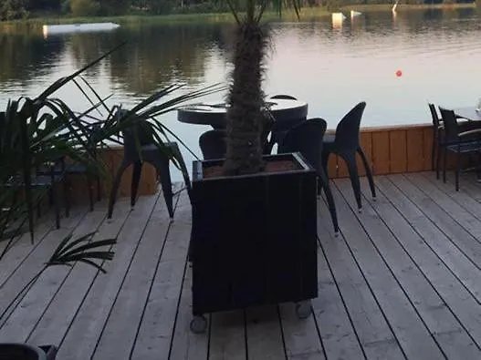 Alojamento de Acomodação e Pequeno-almoço Elselina 4*